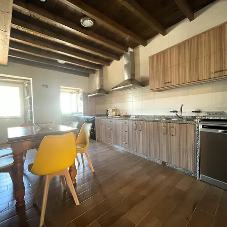 Yourhouse A Casa Da Casa vacanze Ourense